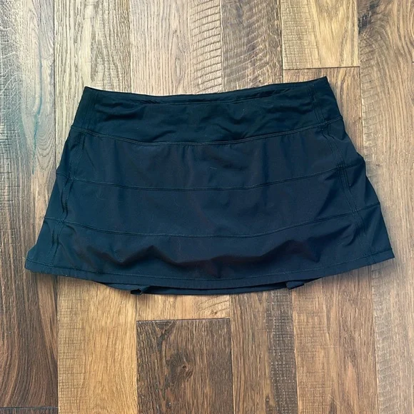 Lululemon Black Pace Rival Skirt - Picture 2 of 3